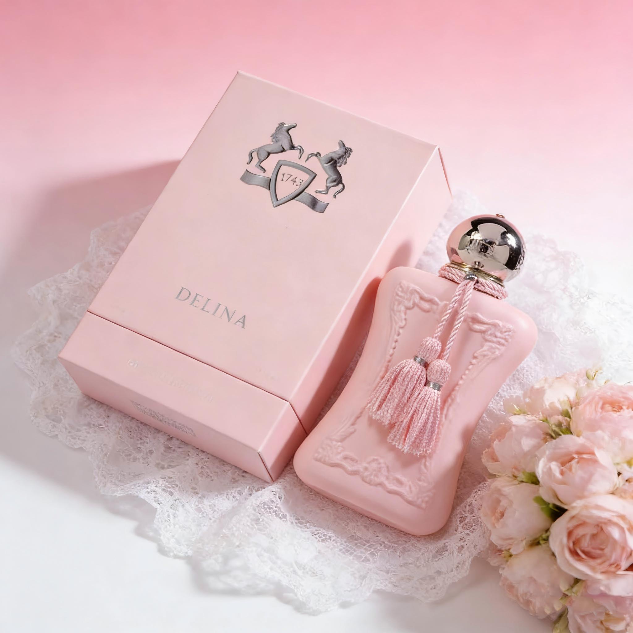 Home Bar Accessories - DELINA EDP: Элегантный розовый флакон с